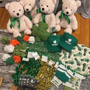 Ok… I’ll share my saint paddy’s merch ❤️